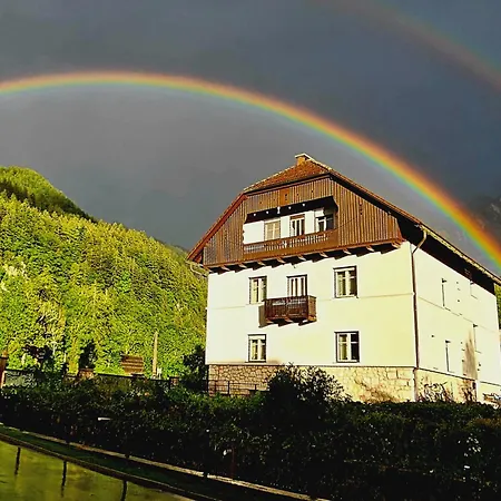 Zora Zgornje Jezersko