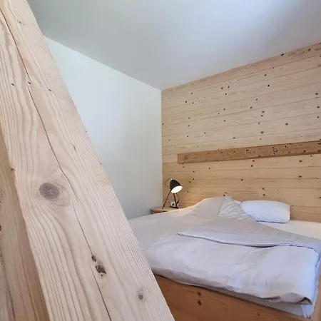 Zora Apartment *