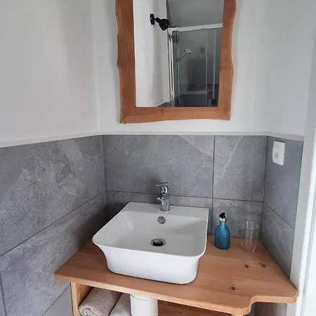 Apartma Zora